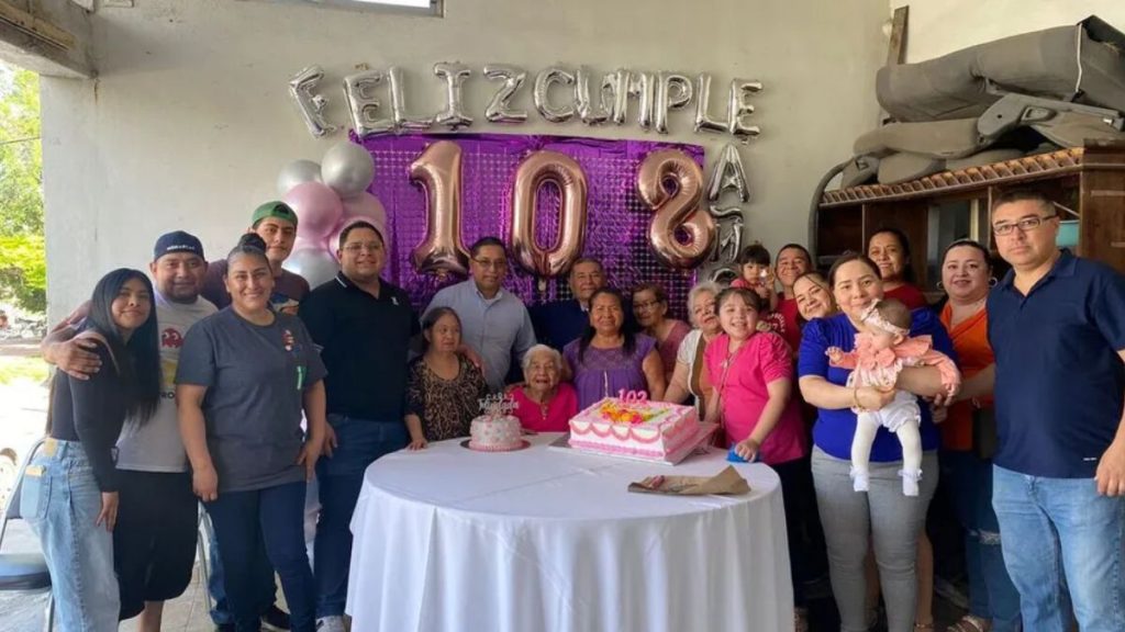 NUEVO LEÓN 108 AÑOS ABUELITA